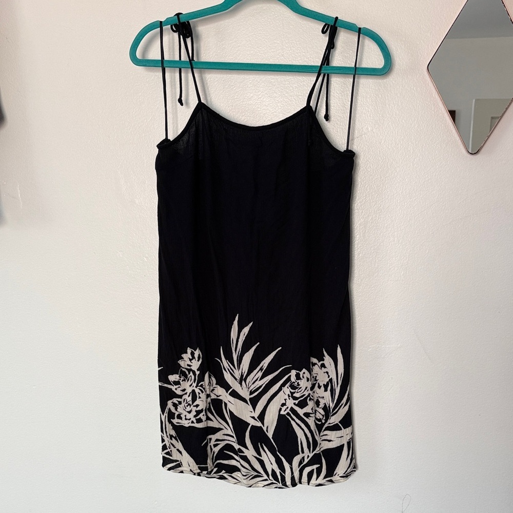Billabong Black and White Floral Mini Dress